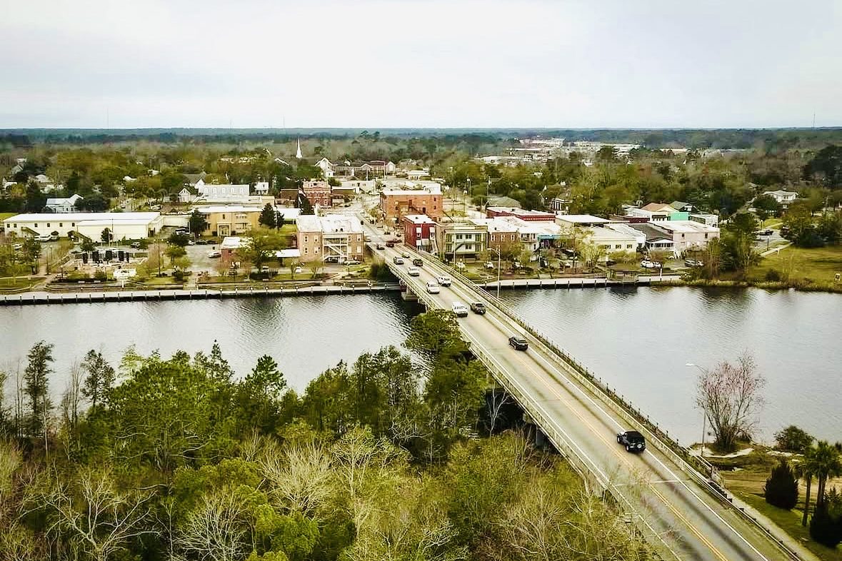 Downtown Milton and the bridge over the Blackwater River